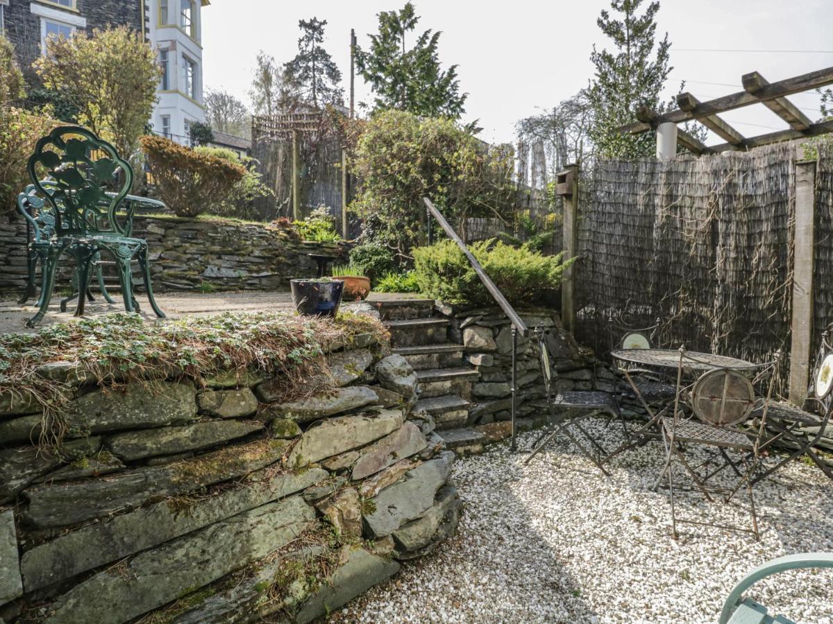 Honeysuckle Cottage, Craig Walk Bowness-on-Windermere Esterno foto
