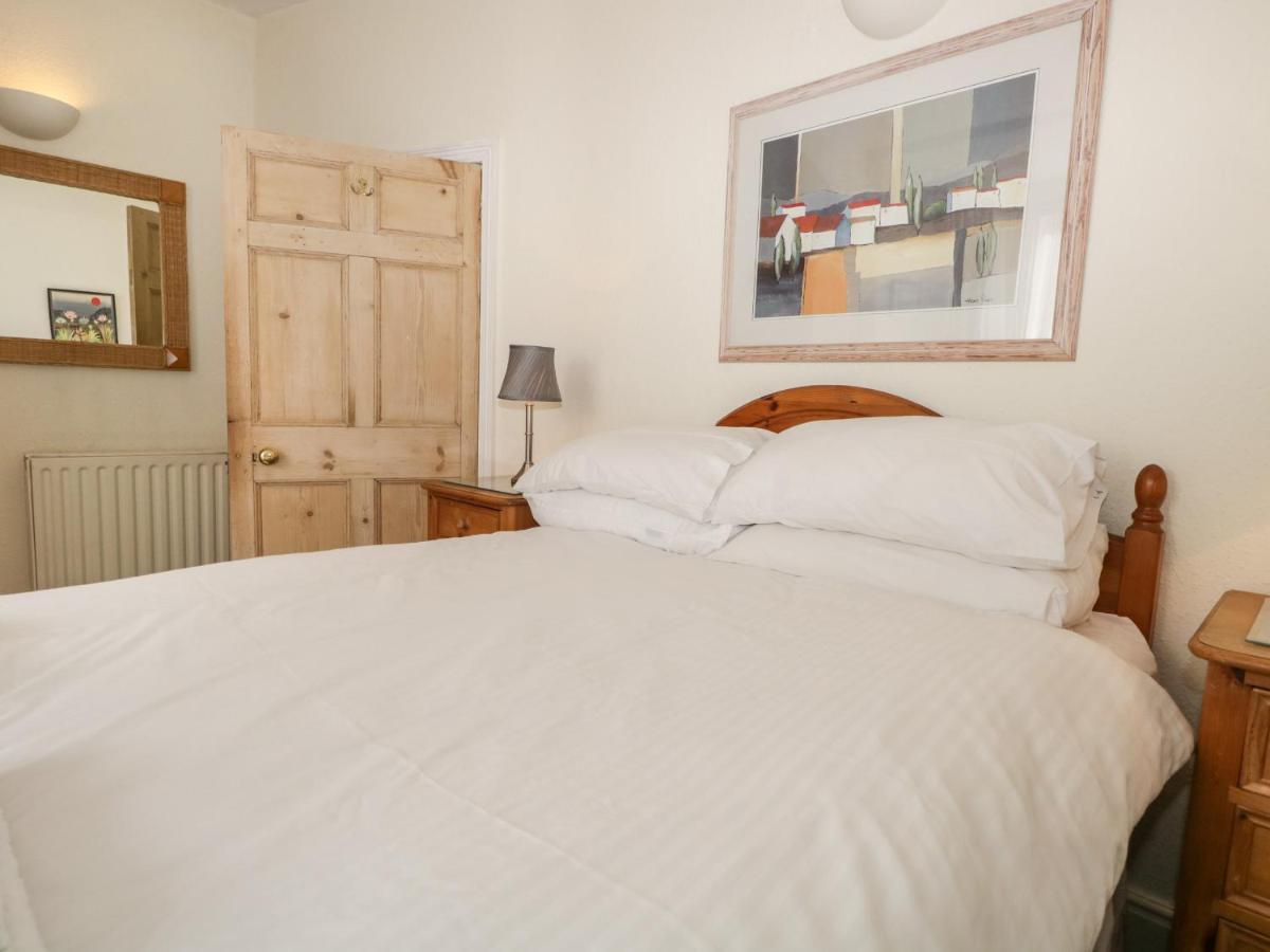 Honeysuckle Cottage, Craig Walk Bowness-on-Windermere Esterno foto