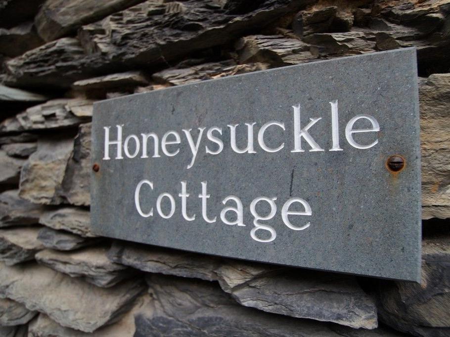 Honeysuckle Cottage, Craig Walk Bowness-on-Windermere Esterno foto